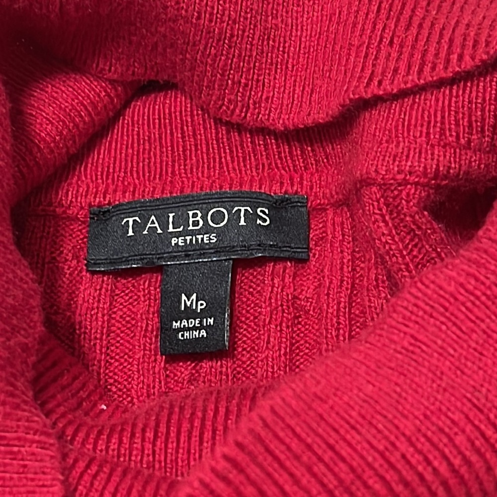 Talbots Mp cable knit turtleneck sweater. Small amount of peeling C pic - Picture 8 of 9